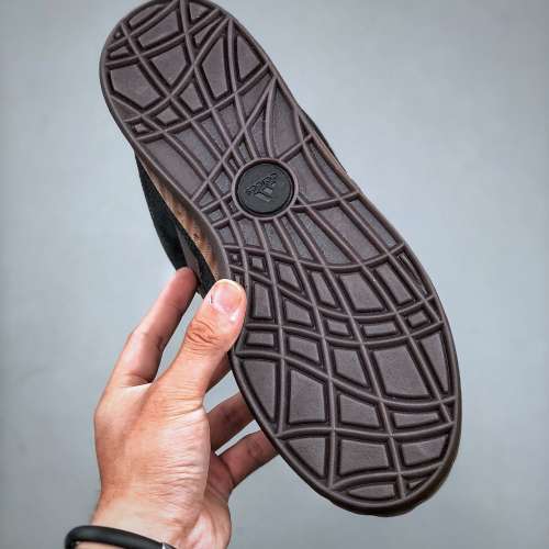 Adidas Adimatic Low 馬蒂奇系列低幫 復古鯊魚麪包鞋運動休閒滑板板鞋 size：36-45