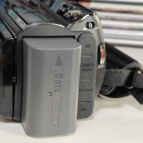 JVC Everio 1080 高清攝錄機