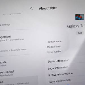 99% new Samsung Galaxy Tab S7 + S Pen + cover