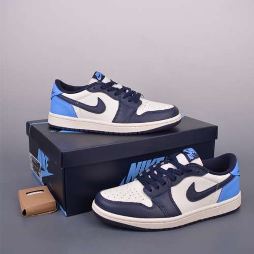 Air Jordan 1 Low 黑白藍 低幫休閒板鞋👏 size：40 40.5 41 42 42.5 43 44 44.5 45...