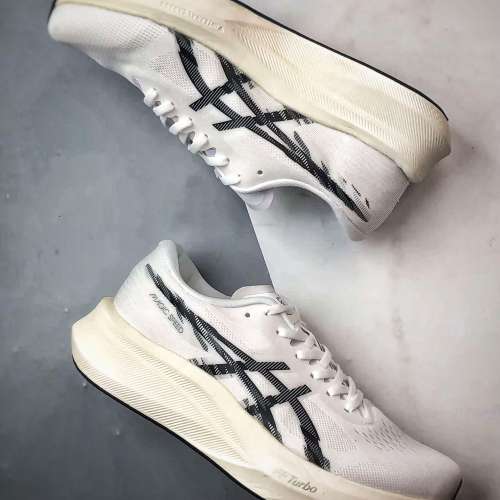 Asics Magic Speed 4 白黑 輕量減震碳板競速跑步鞋 size：36 37 38 39 39.5 40 40....