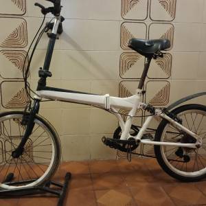 20 吋 白色 摺車