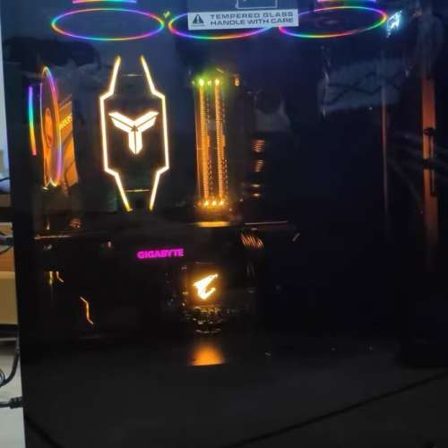 高階RGB電競 Xeon® E5 八核心十六線程遊戲電腦主，2TB 三星 SSD ，暢打各種電腦主...