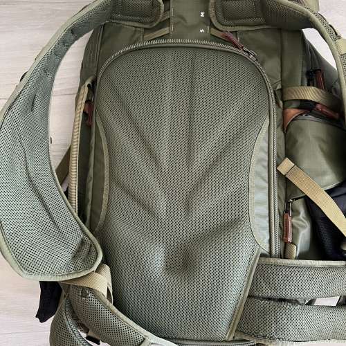 Shimoda Explore V2 35L 軍綠色背囊