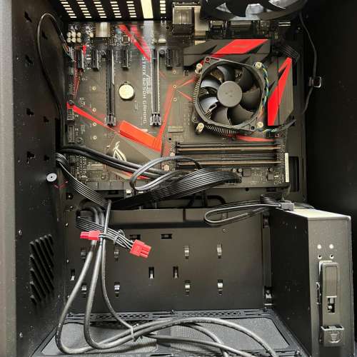 i5 7400, 8 MB RAM,  STRIX B250H gaming MB, 256GB SSD