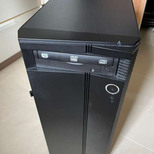 i5 7400, 8 MB RAM,  STRIX B250H gaming MB, 256GB SSD