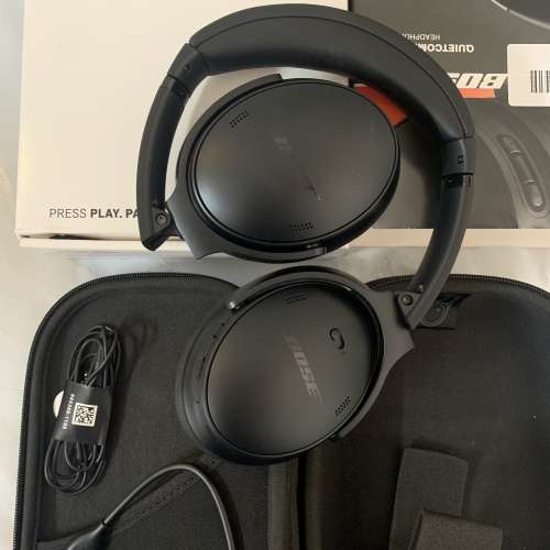 99%New Bose QuietComfort Headphones Black