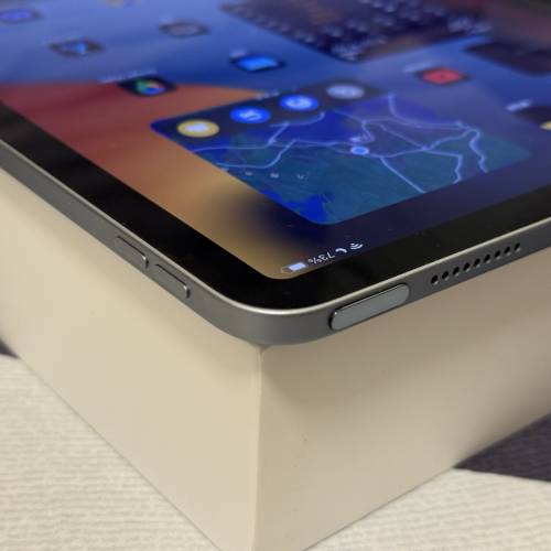 iPad Air 4 WiFi 64GB 藍色新淨