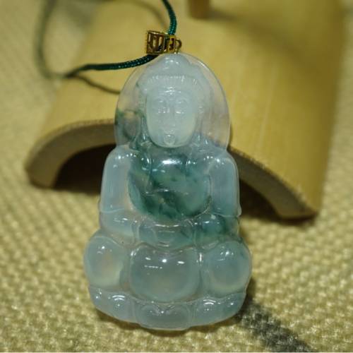 冰飄花翡翠觀音
