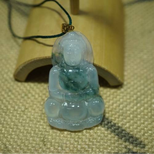 冰飄花翡翠觀音
