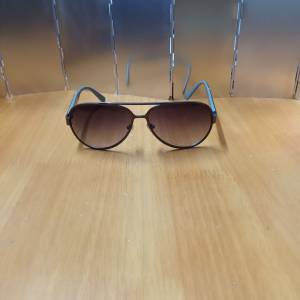 GUESS太陽眼鏡 $100