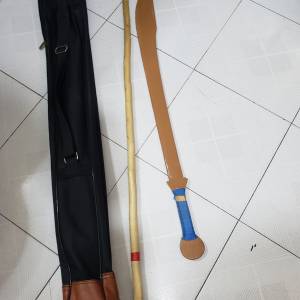 學武術用木刀掍一套連袋，屯門良景邨自取。..