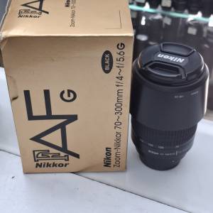 NIKON ZOOM-NIKKOR 70-300MM F4-5.6G FULL SET LIKE NEW