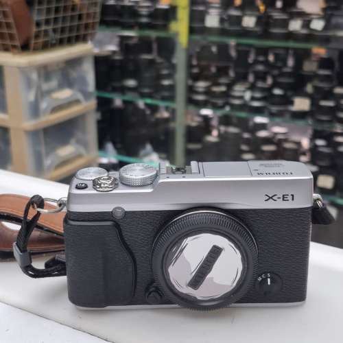 FUJIFILM X-E1