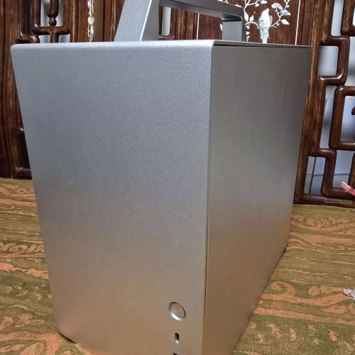 Jonsbo T8Plus itx機箱連600W電源