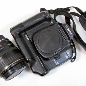 Canon EOS 30 /28-105mm EF 1:3.5-4.5 lens