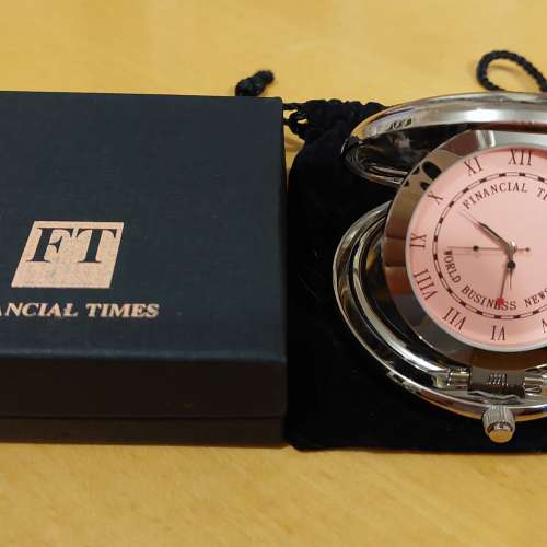 FINANCIAL TIMES 小型摺合式座枱錶 (放售 或 可以物換物如合適)