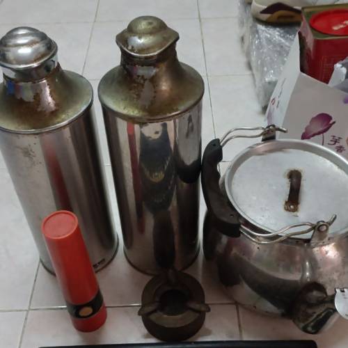 70年產品，只適合拍攝或收藏用途，有相當歲月痕跡，完美者不合！$800