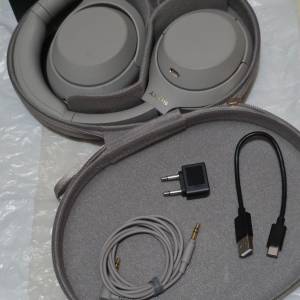 Sony 銀色WH-1000XM4 耳機有盒齊件