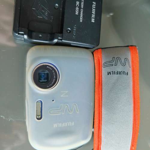 Fujifilm Z33 wp