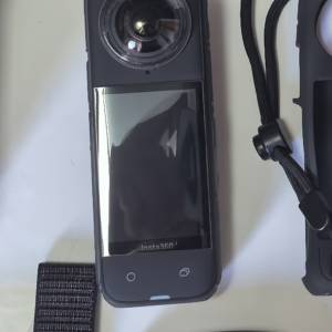 Insta360 X4
