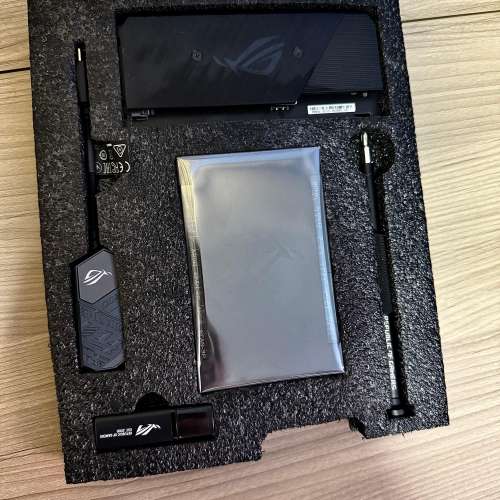 ROG Maximus Z690 Extreme EATX主機板