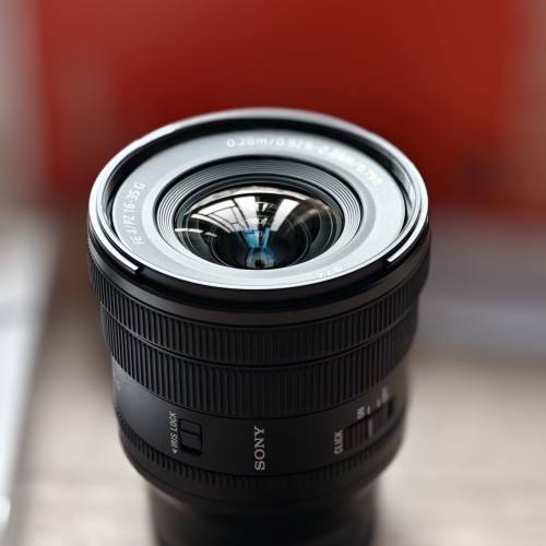 sony fe pz 16-35mm f4 連原廠鏡頭袋