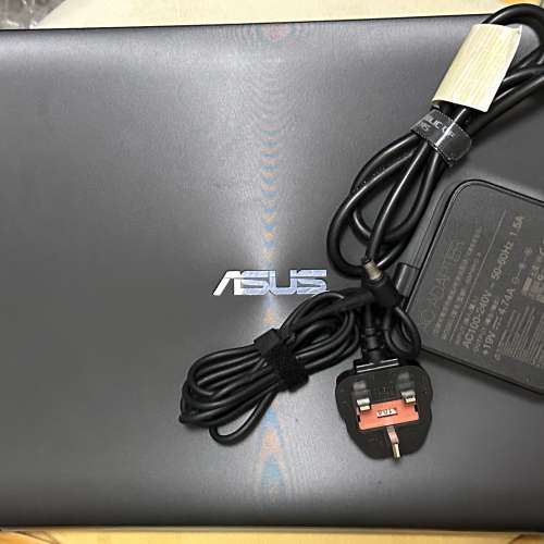 ASUS X751L 17吋大螢幕 手提電腦 - Intel Core i7-5500U + 8GB Ram + 120GB SSD