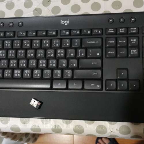 Logitech k545 keyboard 連 Logitech Unifying 接收器