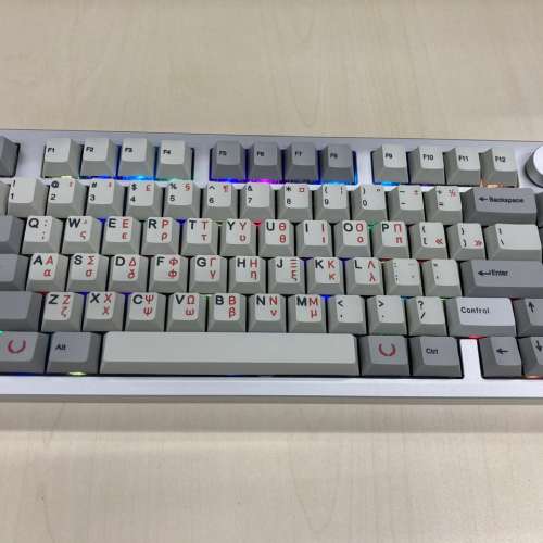 LEOBOG Hi8 SE 全鋁keyboard