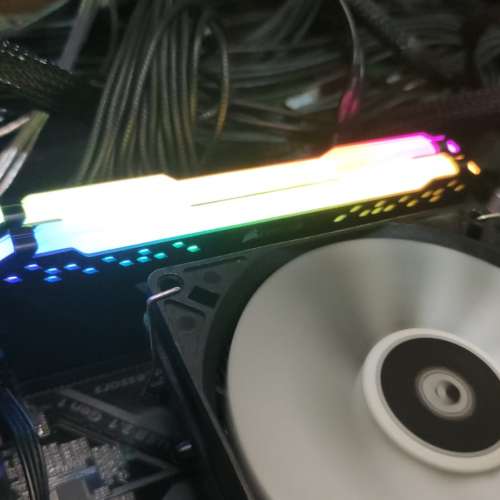 Corsair RGB Desktop Ram 8GBx2 共16GB DDR4 3200