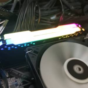 Corsair RGB Desktop Ram 8GBx2 共16GB DDR4 3200