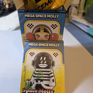 Popmart Space Molly 第四代 100% 榴槤人