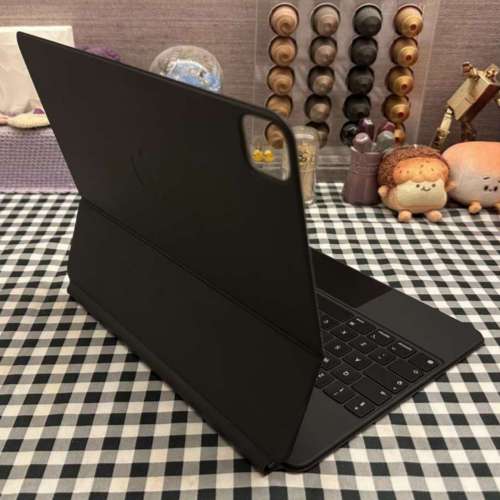 Apple Magic Keyboard 12.9 黑色 行貨 95%新 只係皮面有輕微使用痕跡 當時蘋果專門...