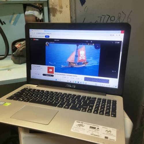 ASUS A555U i5 8 +1t win11