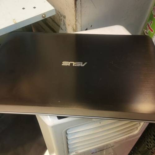ASUS A555U i5 8 +1t win11