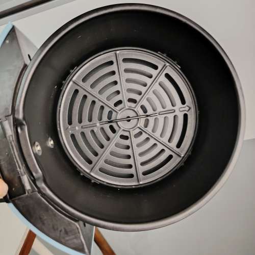 2.5L迪士尼反斗奇兵三眼仔空氣炸鍋只試用過一次 有原包裝盒香港大學站交收