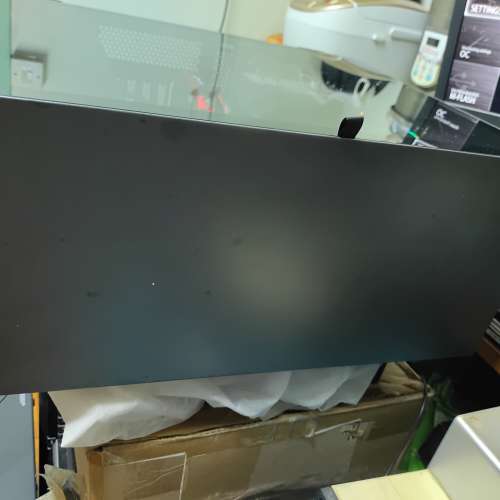 Aigo ATX玻璃機箱+enermax 500w 火牛