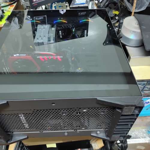 Aigo ATX玻璃機箱+enermax 500w 火牛