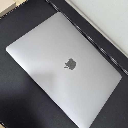 MacBook Pro 13寸 1TB