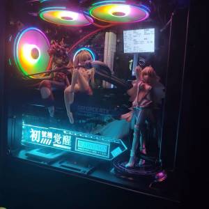 第 10代 Intel® Core™ i7處理器 台式水冷電競RGB 電腦主機，高配16G 記憶體，4G獨...