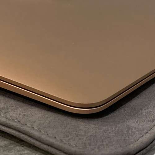 MacBook Air M1 (256gb+8gb ram)