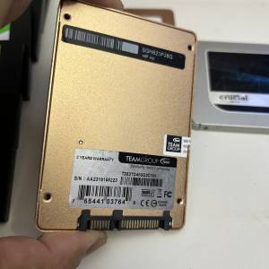 Crucial 500g 多隻SSD