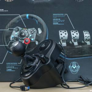 Logitech Driving Force 變速器