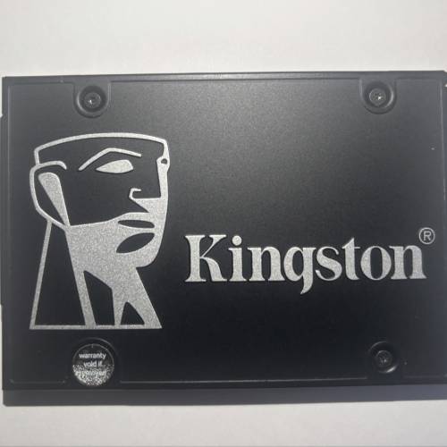 Kingston KC600 512GB 2.5” SATA SSD