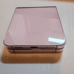 95% 新Samsung Z Flip5 細摺5G 手機