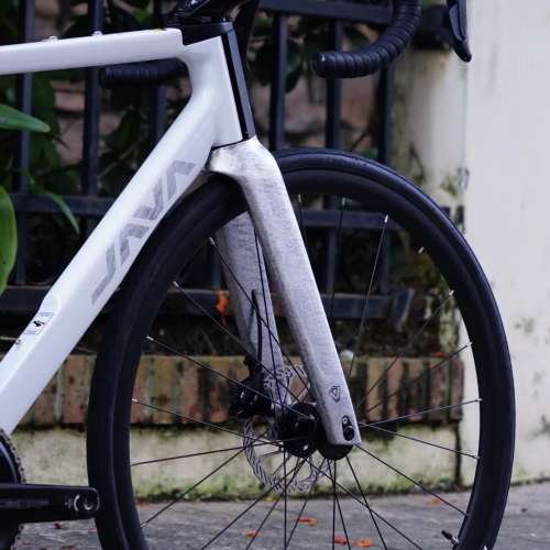 2025 新款 JAVA  700C-VITTORIA-24S-ER7鋁合金版公路車 送水架前後蛙燈