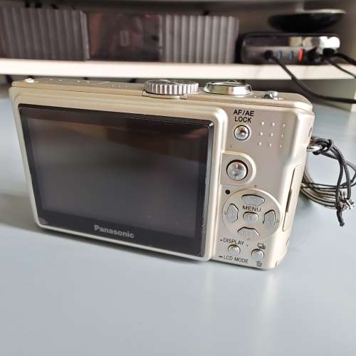 90% new Classic Lumix Lx2 CCD Camera