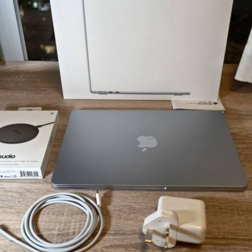 $8179 Apple MacBook Air M4 13 -16gb 256g 藍 連70w充電 再送全新充電板$249