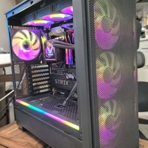 AMD 9800X3D ASUS ROG B850-E Gaming G Skill DDR 5 64GB 1TB SSD Antec 1300W